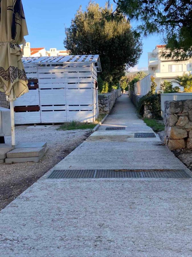 Family Apartments Tomy Punat Εξωτερικό φωτογραφία
