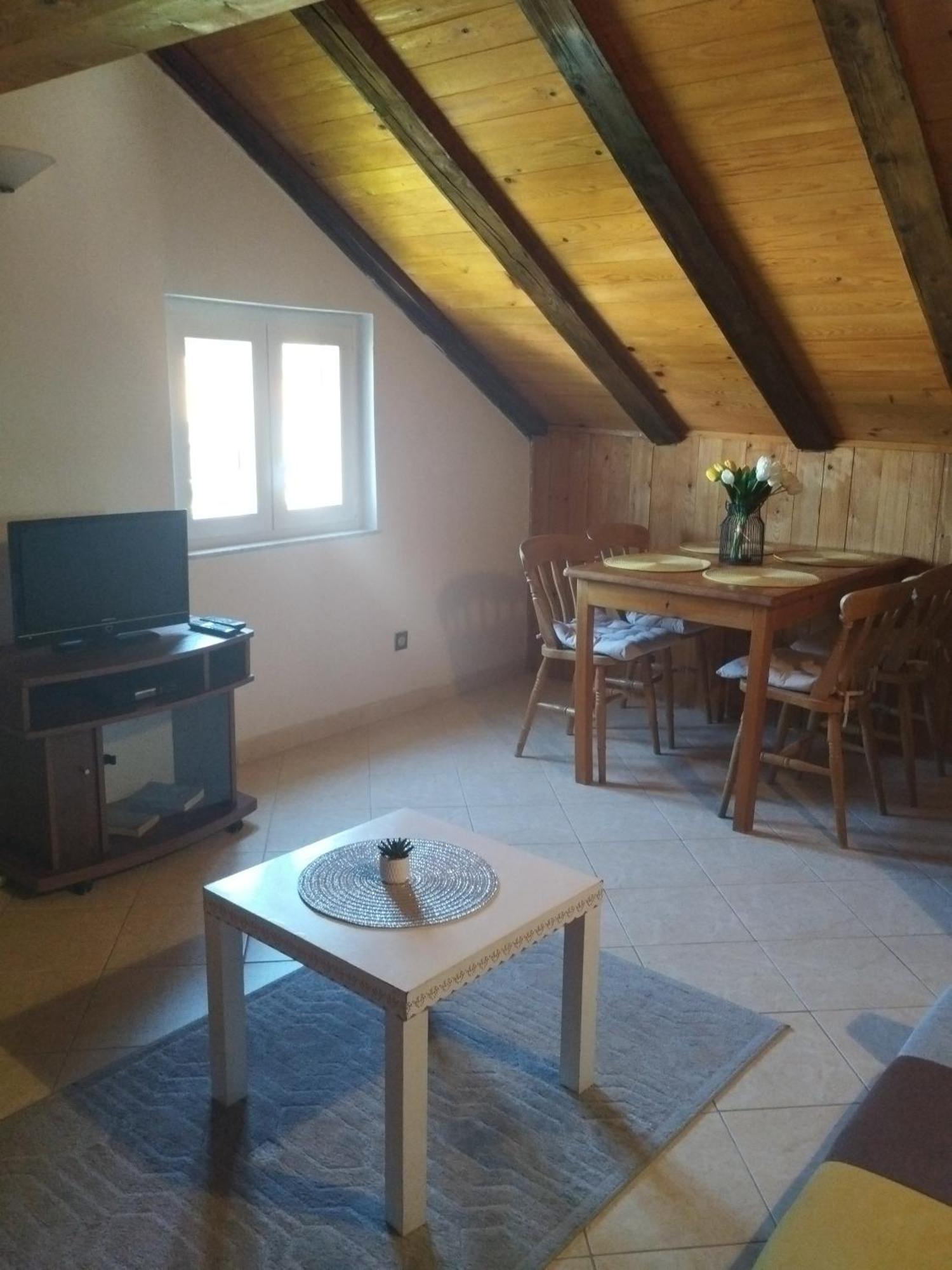 Family Apartments Tomy Punat Εξωτερικό φωτογραφία